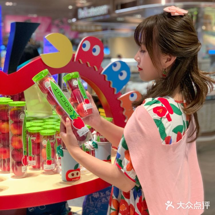 魔都乐淇苹果快闪🍎买苹果送行李箱‼️