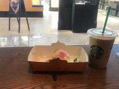 -星巴克(杭州湖滨银泰E区店)