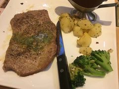 -必胜客(城西银泰店)