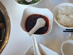 -鲁朗纳麦石锅鸡庄园