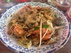 -霆记海鲜·只为这碗面(滨江店)