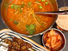 -许哥东北烧烤·铁丳烤串·宫后夹肉(繁花中心店)