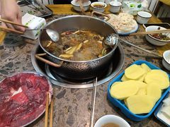 -乳仔牛牦牛汤锅 烤羊排(松潘古城店)