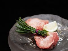 厚切牛舌-IKKON.9一魂和牛俱樂部(悠方店)