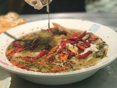 -姚姚酸菜鱼·金戈戈香港豉油鸡(喜荟城联名店)