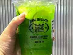 -港究茶·冠军丝袜奶茶(皇庭广场店)
