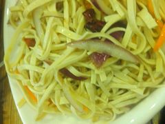 -70後铁锅炖(坡博总店)