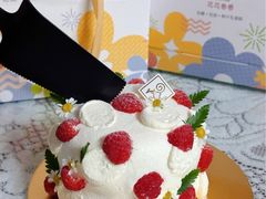 -花花卷卷·鲜食蛋糕(静安久光百货店)