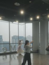 点击看大图 -ITSME舞蹈工作室