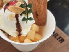-锅炉咖啡·西餐·音乐酒厂