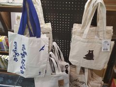 -钟书阁(珍园店)