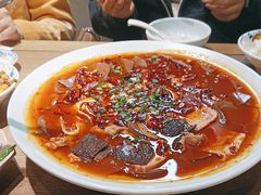 -肖四女乐山跷脚牛肉(滨江天街店)