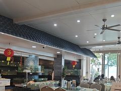 -鹏城人家海鲜酒家·23年老字号(较场尾店)