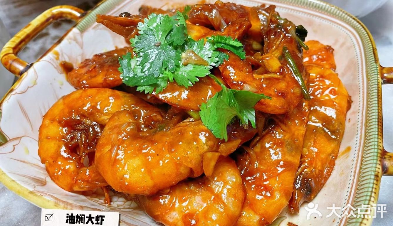 与其取悦别人，不如好好爱自己，将生活调成自己喜欢的频道。