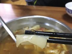 特色新疆汤饭-宝山一号馕坑肉