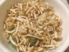 -火辣辣美蛙鱼头自助火锅(仁和路店)