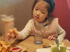 -必胜客(欧亚卖场店)