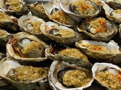 -蚝哥花姐湛江烤生蚝(美丽湾市场店)