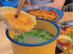 -官亭路小吃一条巷