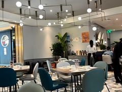 -港丽餐厅(来福士店)