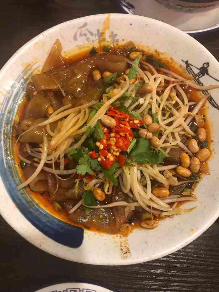 成都瓜串串(水围1368店)-"据说是网红串串火锅店 终于有机会去拔草啦.