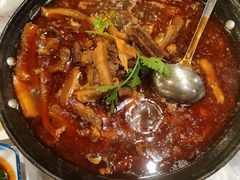 -霄汉牛三鲜湖北砂锅菜(万松园2店)