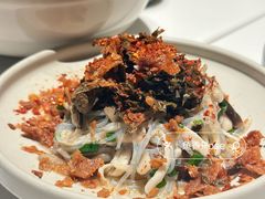 树皮菜拌鸡枞菌-胡麻(静安嘉里店)