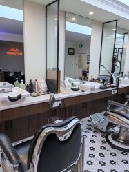 -理昂男士理发店 Barber shop