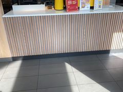 -麦当劳(乳山路店)