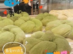 -奈雪的茶(亨特国际广场店)