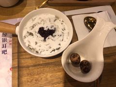 椰奶紫米银耳羹-炖物24章·顺时轻养茶(杭州大厦店)