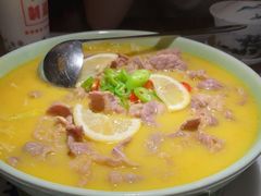 酸汤肥牛-醉英雄四川料理(新塘万达广场店)