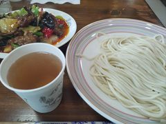 -歹歹的加个面过油肉拌面