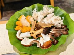 -钢管厂五区小郡肝串串香火锅(梅川路店)