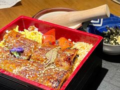 自制活鳗鱼盖饭-鳗鱼家·深夜食堂(军博店)