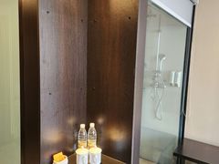 -昆明朗威酒店(昆明站火车站双桥夜市风情街店)