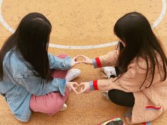 -彩虹村