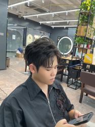 -藤野造型烫发染发