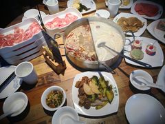 -蒙肥羊·酸汤潮牛·鲜牛肉火锅烤肉自助(岗顶店)