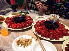 -巴厘龙虾·榜首油焖大虾(音乐学院·沿江酒馆店)