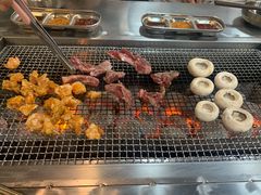 -马路牙子烧烤音乐酒馆(望京店)