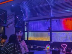 -UP嘻哈酒吧(粉巢店)