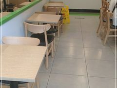 用餐区-老乡鸡(茨河路店)