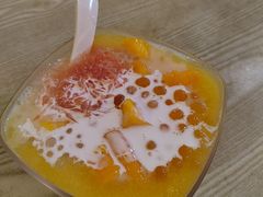 椰汁芒果芋圆西米露-小雨点糖水店(中兴街分店)