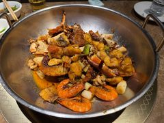 -七欣天香辣蟹火锅(上海银亿滨江店)