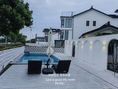 -弥舍·湖景团建泳池派对别墅·湖山境店