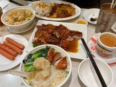 鲜虾云吞面-香港新发烧腊茶餐厅(水围店)