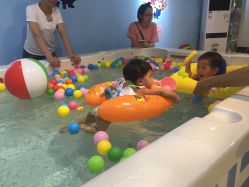 -雏芽婴幼儿游泳·小美医生小儿推拿(西村店)