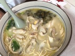 招牌黄鱼面-明呈黄鱼面馆(斜土路店)