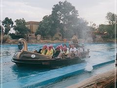 -七彩云南欢乐世界